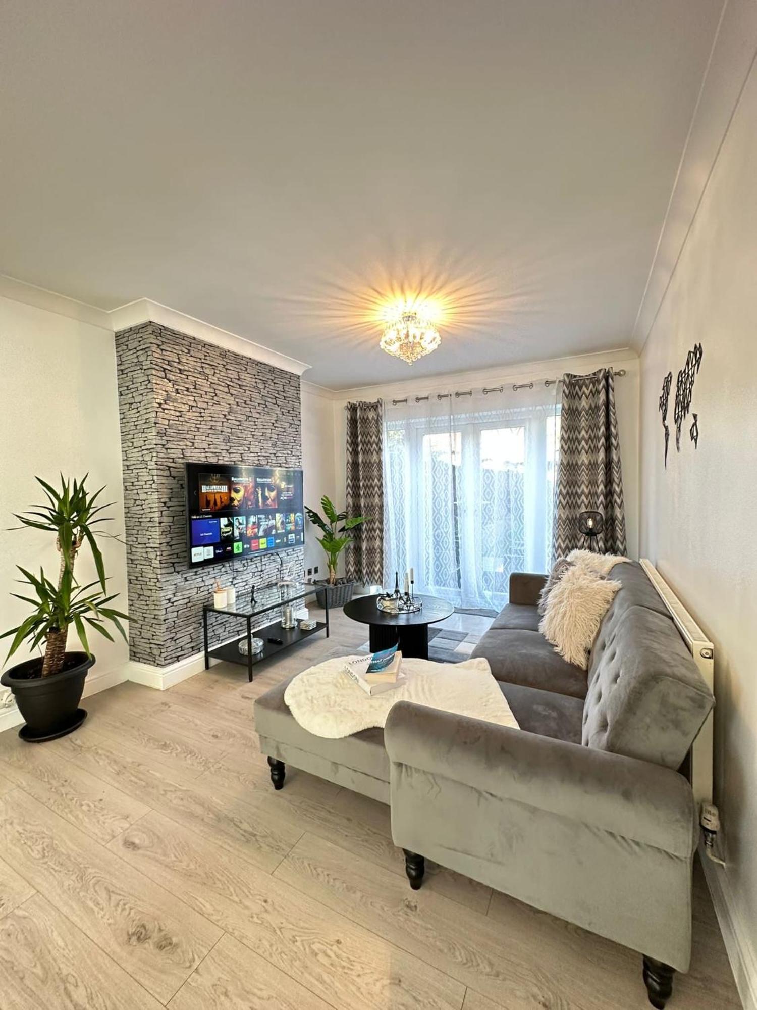 Luxurious Family Home In West Midlands Northfield Zewnętrze zdjęcie